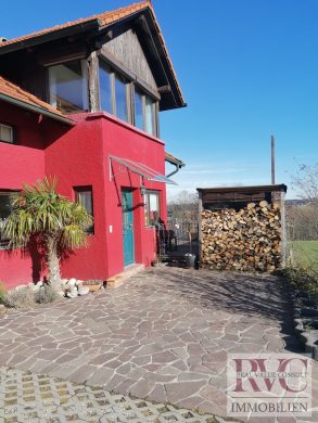 kürzlich renoviertes, schmuckes Einfamilienhaus mit tollem Blick, 83413 Fridolfing (Deutschland), Einfamilienhaus