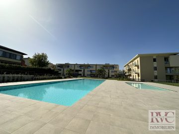 Neuwertige Penthouse-Wohnung in Anlage mit Pool, 25015 Desenzano Del Garda (Italien), Penthousewohnung