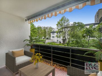 Balkonjuwel in Ruhelage Bogenhauses mit Blick ins Grüne, 81925 München (Deutschland), Etagenwohnung